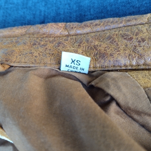 Vintage Women’s Leather Levi’s Motorcycle Jacket Size XS FLAWS See All Pics - Picture 12 of 16